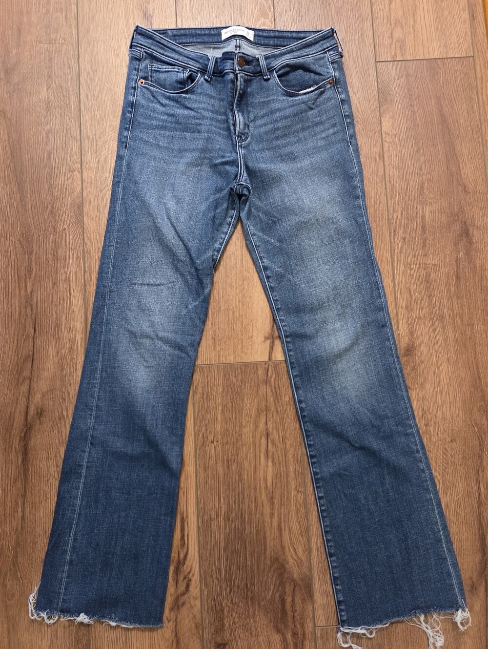 Abercrombie & Fitch Women’s Mid Wash Blue Flared Jeans